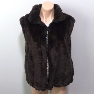 Black Mountain Outdoor Brown Fur Vest Medium